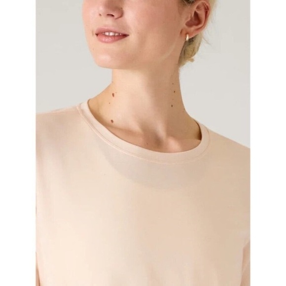 Athleta “with ease” tunic pastel peach - Picture 7 of 10